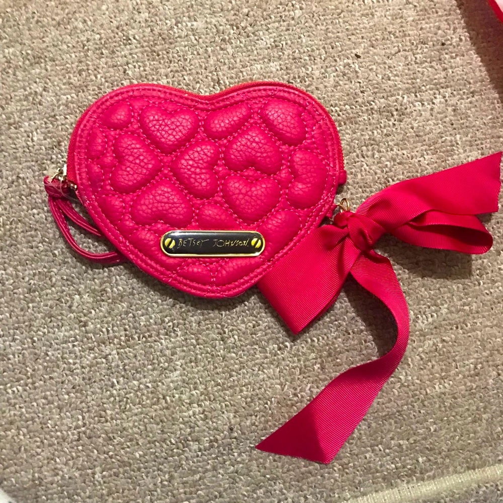 Betsy Johnson heart clutch